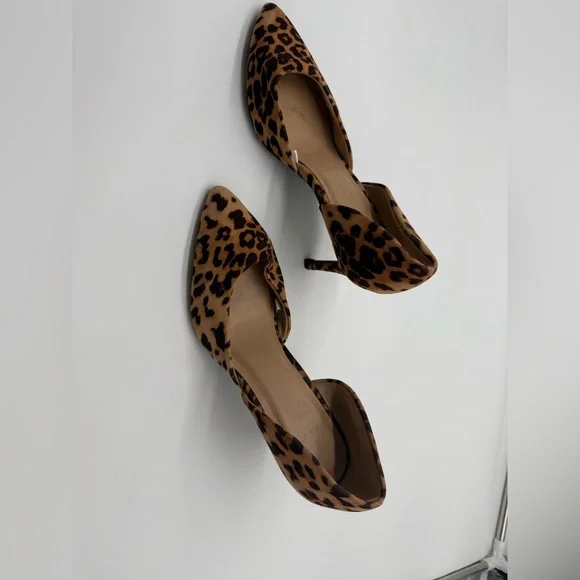 a new day Leopard Print Heels closed toe - Picture 2 of 6